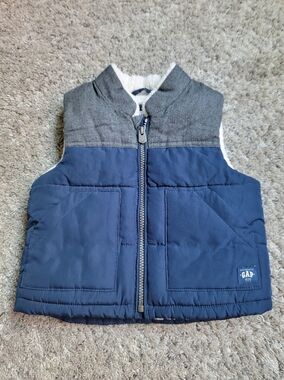 GAP Navy Puffer Vest with Gray Knit Collar 18-24M